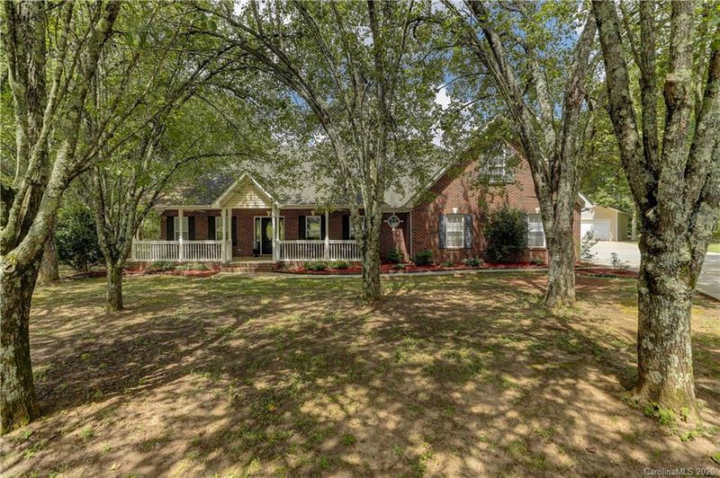 224 Bald Cypress Dr, Clover, SC 29710