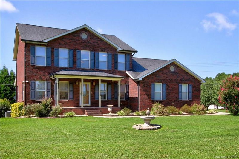 109 Pleasant Dr #1, Statesville, NC 28677