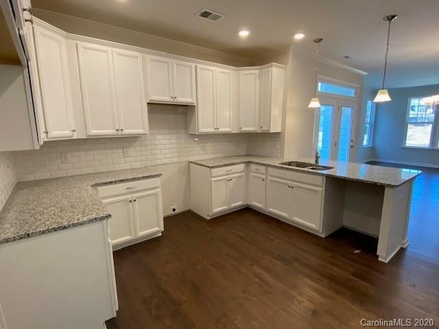208 Keats Al, Cramerton, NC 28032