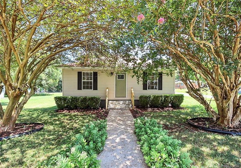 114 Globe St #10, Mount Holly, NC 28120