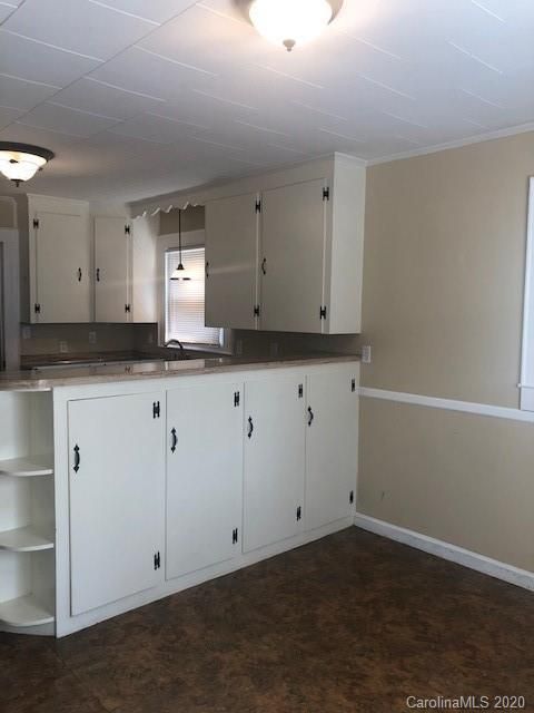 1103 Oakwood Ave, Kannapolis, NC 28081
