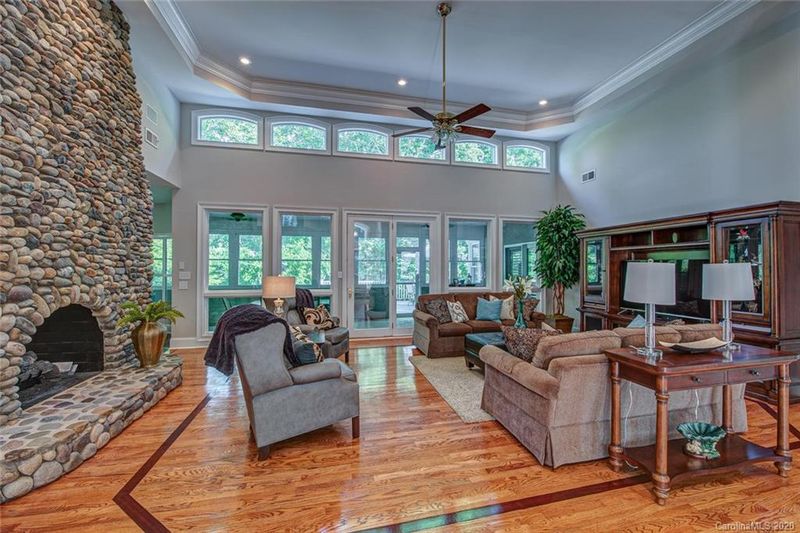 503 Maymont Dr, Cramerton, NC 28032