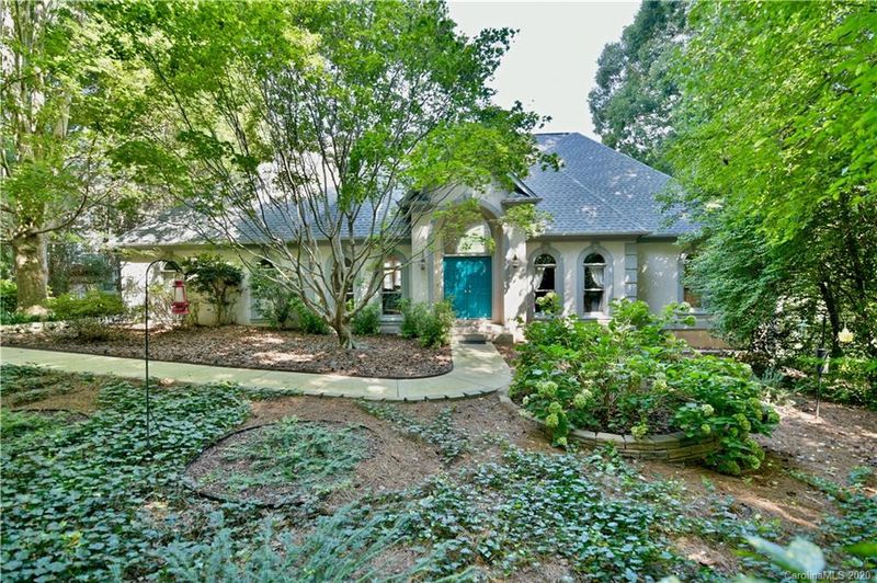 20322 Christofle Dr, Cornelius, NC 28031