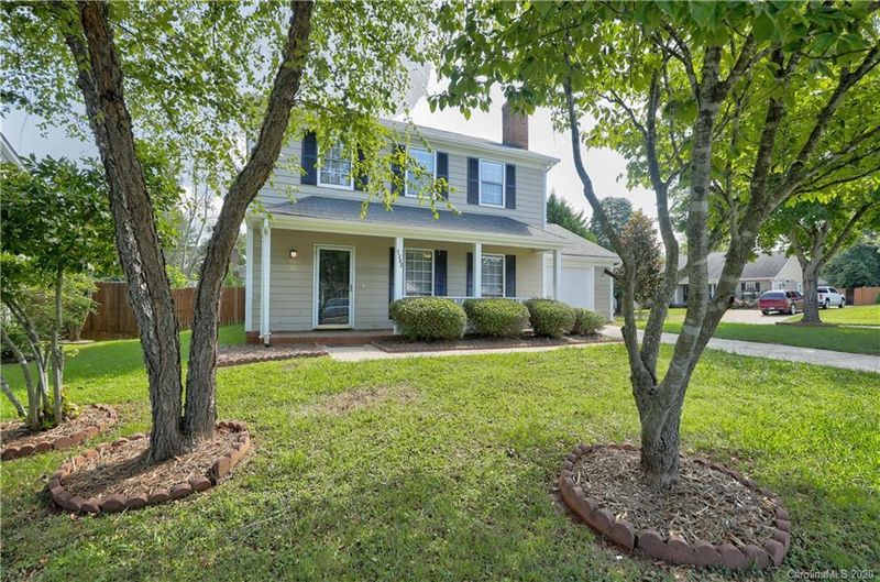 7302 Ginger Spice Ln, Charlotte, NC 28227