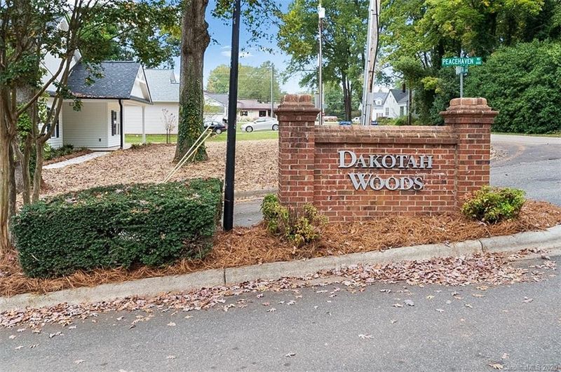 208 Dakota St, Kannapolis, NC 28083