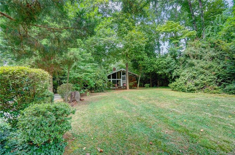 5314 Valley Forge Rd, Charlotte, NC 28210