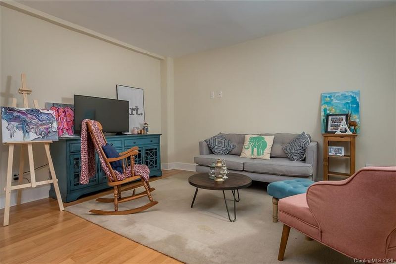 207 Dotger Ave #C18, Charlotte, NC 28207