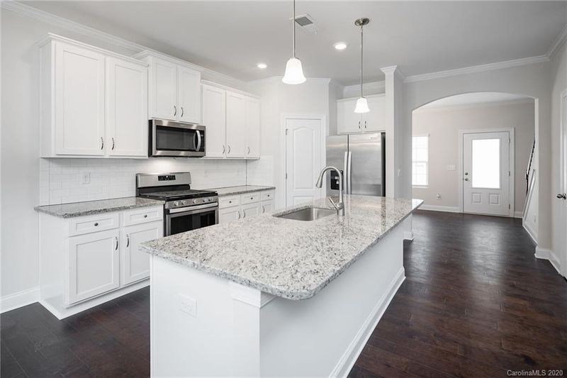 617 Pawnee Ct, Fort Mill, SC 29715