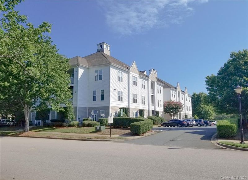 18710 Oakhurst Blvd #2E, Cornelius, NC 28031