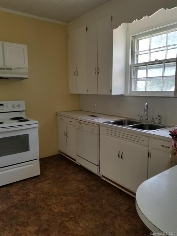 406 N White St #10, Lancaster, SC 29720