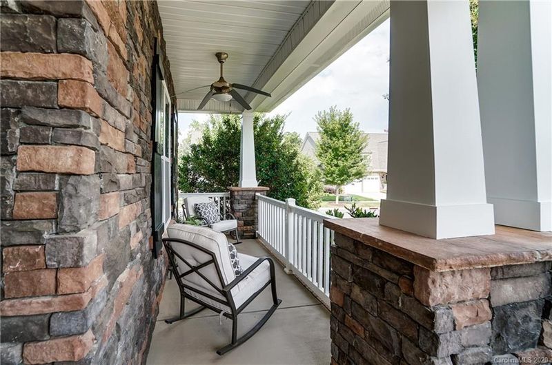 18339 Glenealy Dr, Cornelius, NC 28031