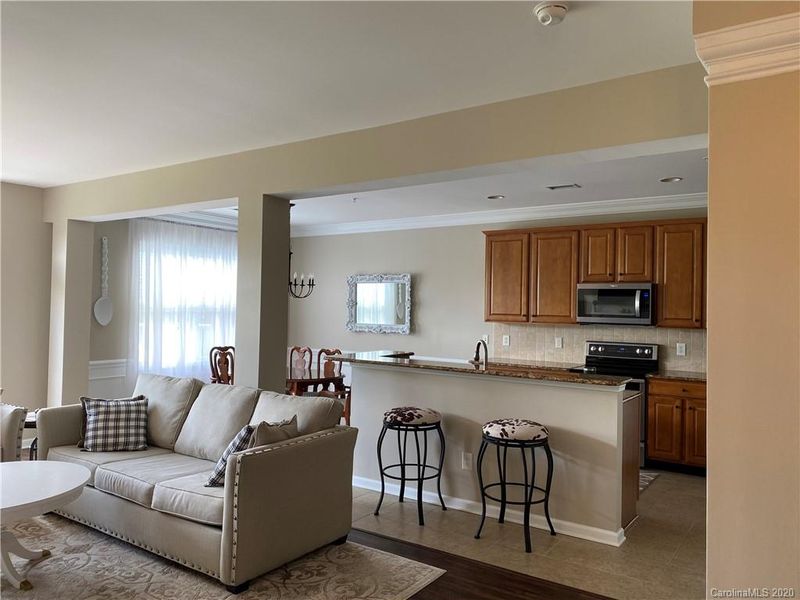 322 Wave Crest Dr, Tega Cay, SC 29708