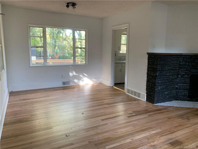 171 May Dr, Statesville, NC 28677