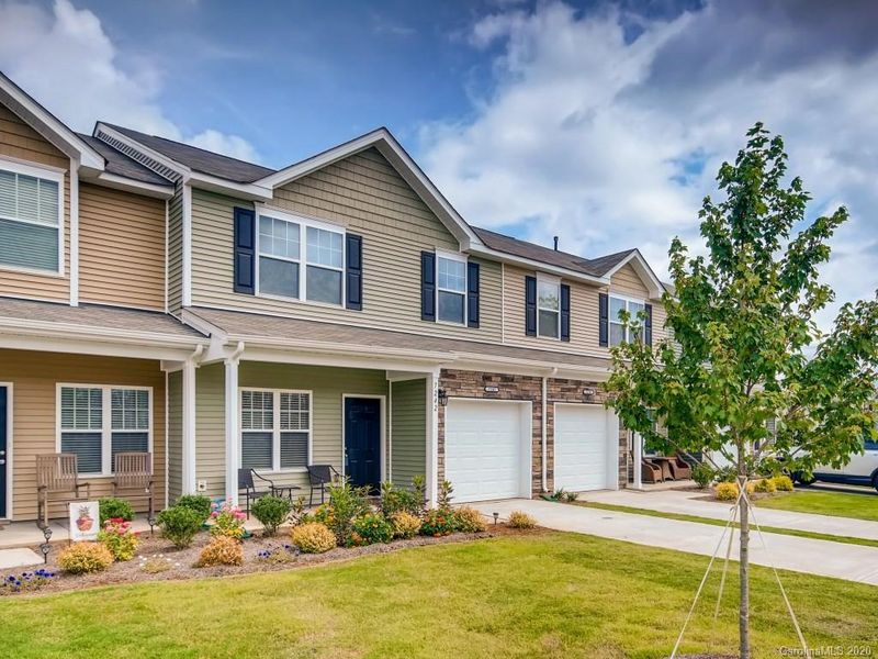 7242 Jane Parks Way, Charlotte, NC 28217