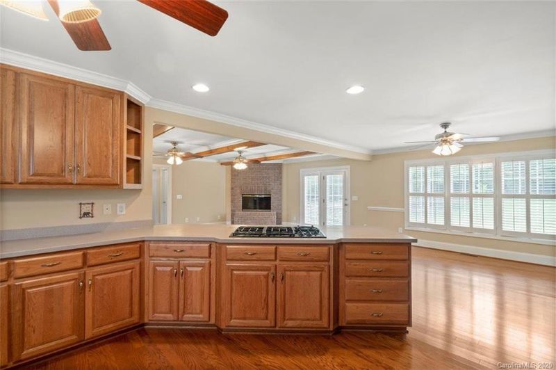 7660 Maple Bluff Ln, Concord, NC 28025