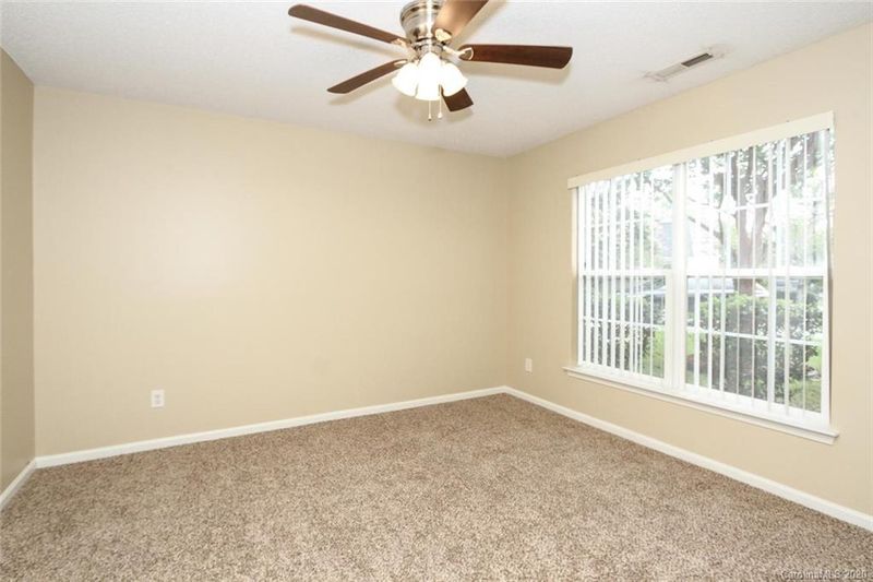 7822 Geoffrey Ct, Charlotte, NC 28213