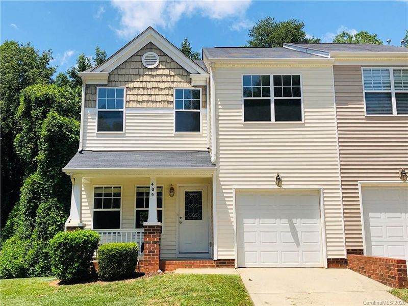 405 Doughton Ln, Charlotte, NC 28217