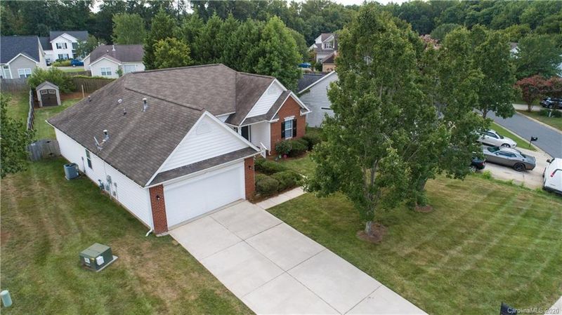 12131 Old Willow Rd, Charlotte, NC 28269