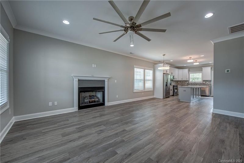 210 Alexander St, Mount Holly, NC 28120