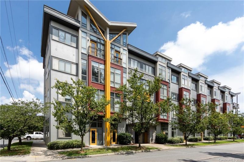 514 W 10th St #301, Charlotte, NC 28202