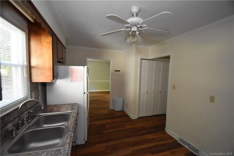 10516 Briarhurst Pl #27, Mint Hill, NC 28227