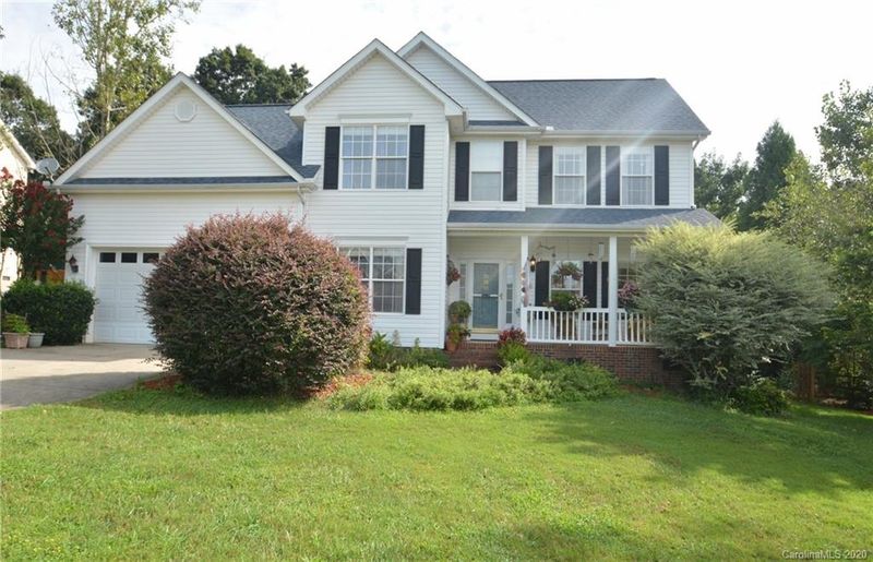 6218 Neptune Dr, Denver, NC 28037