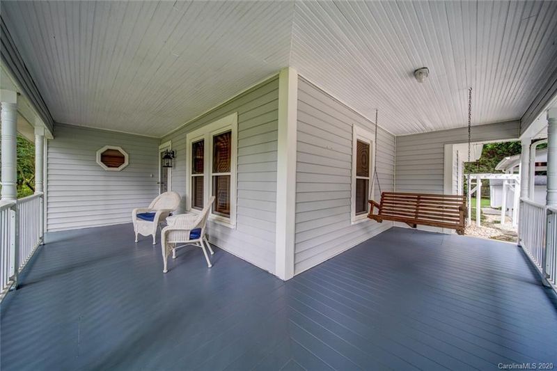 224 Freemont St S, Matthews, NC 28105
