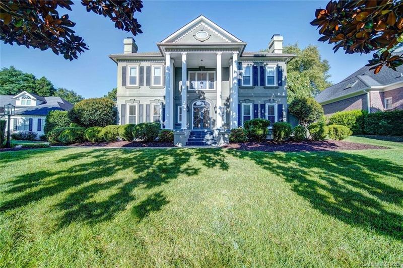 18913 Elm Row Ct, Davidson, NC 28036