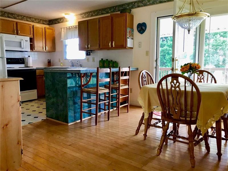 5499 Bryan Ln, Hickory, NC 28602
