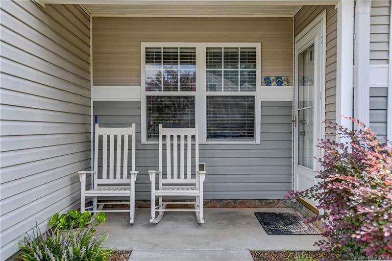 973 Valiant Dr #54, Statesville, NC 28677