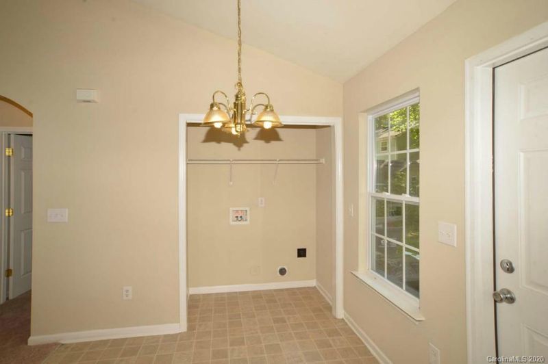 415 Tom Hunter Rd, Charlotte, NC 28213