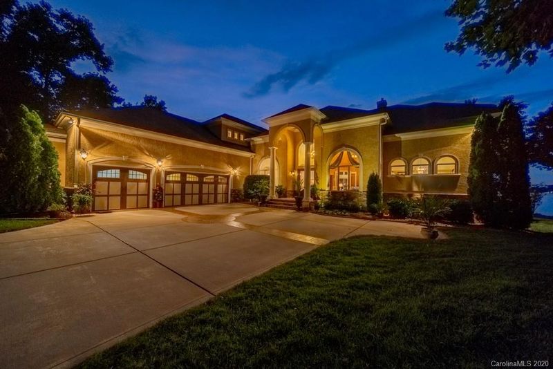 8397 Norman Estates Dr, Denver, NC 28037
