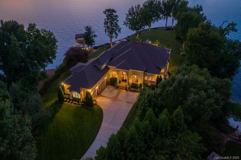 8397 Norman Estates Dr, Denver, NC 28037