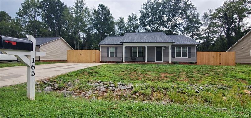 165 Crescent St, Kannapolis, NC 28081