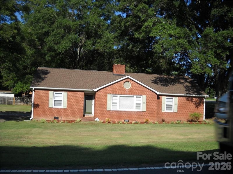 9007 Beatties Ford Rd, Huntersville, NC 28078