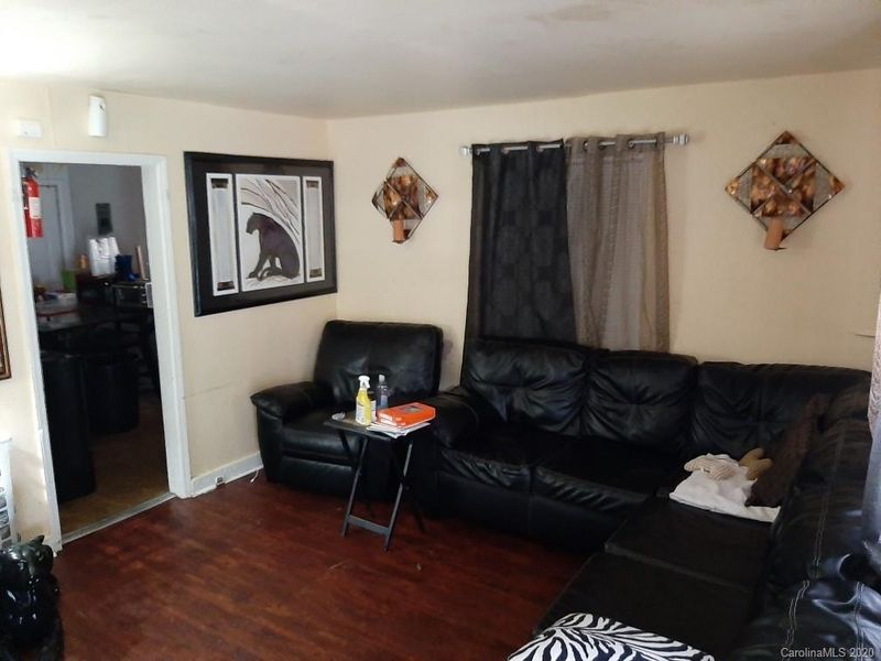 1713 Mcdonald St, Charlotte, NC 28216