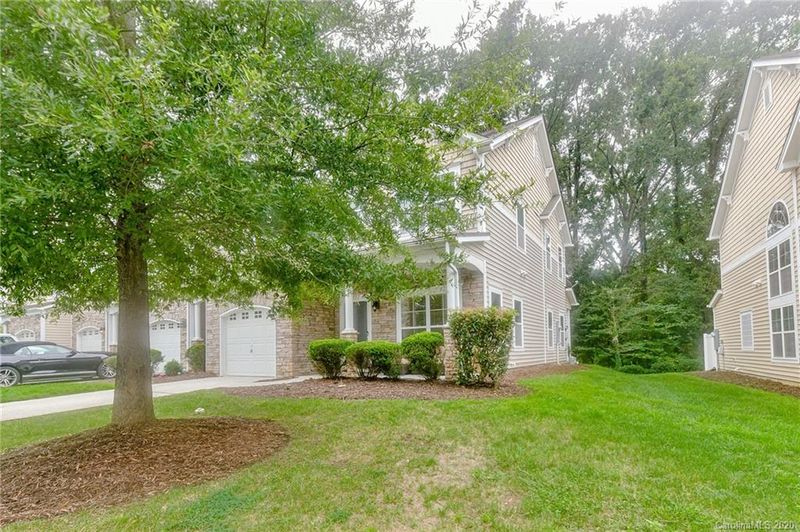 4737 Craigmoss Ln, Charlotte, NC 28278