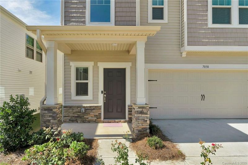 7030 Saltpeter St, Charlotte, NC 28215
