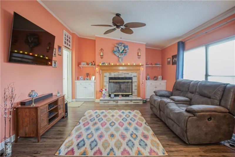 4060 Angel Ln, Maiden, NC 28650