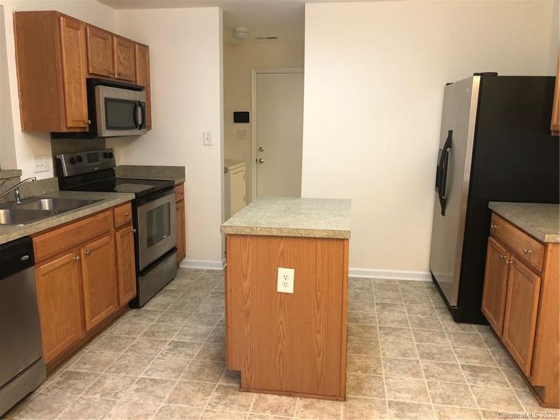 12426 Dixie Ann Dr, Charlotte, NC 28262