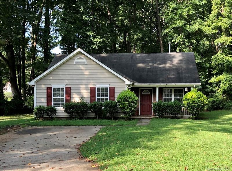 5303 Collins St, Charlotte, NC 28269
