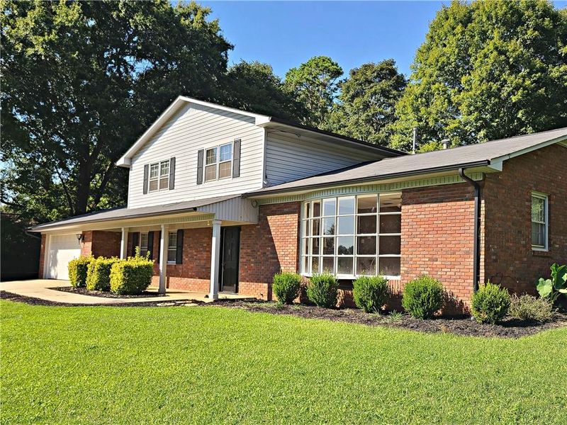 711 W School St, Maiden, NC 28650