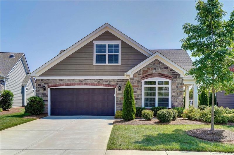 16010 Lakeside Loop Ln, Cornelius, NC 28031