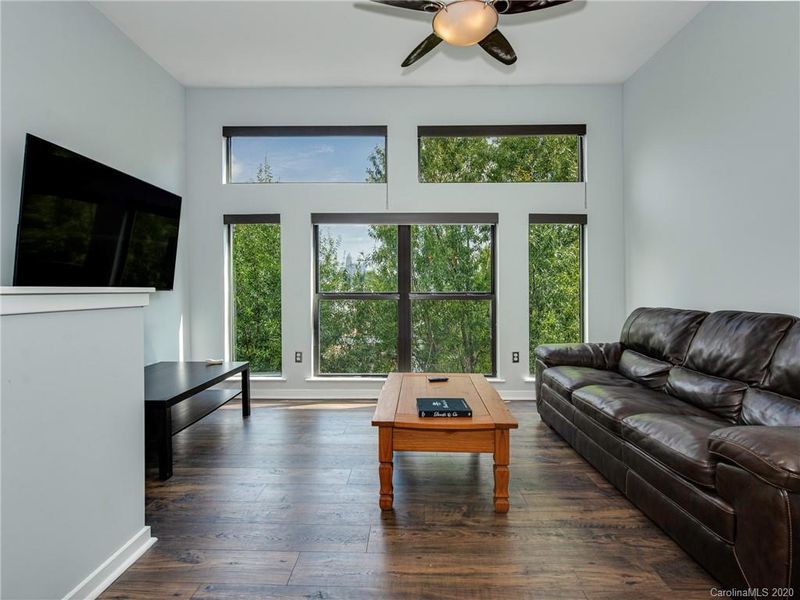 2125 Southend Dr #407, Charlotte, NC 28203