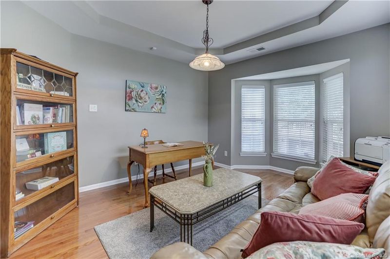 421 Armour St, Davidson, NC 28036