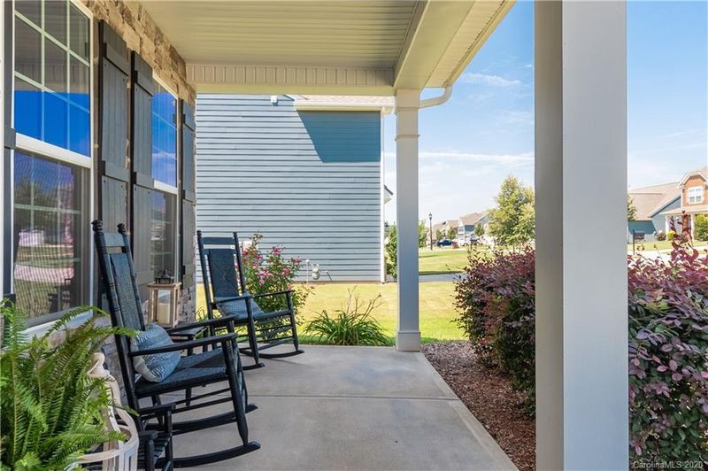 7331 Adirondack Dr, Denver, NC 28037