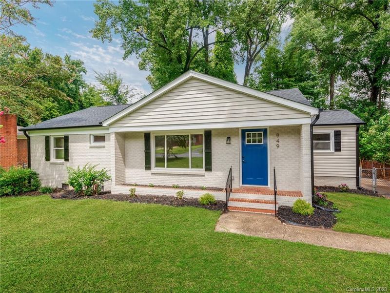 949 Hickory Nut St, Charlotte, NC 28205