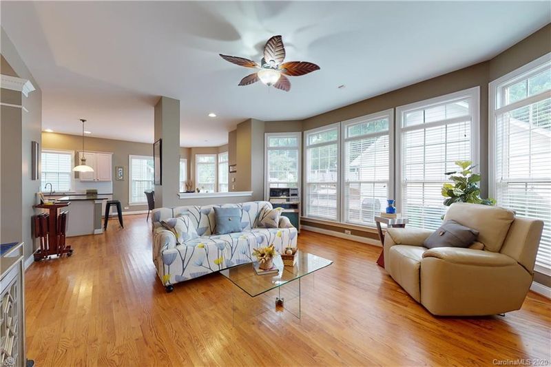 7000 Holly Grove Ct, Matthews, NC 28104