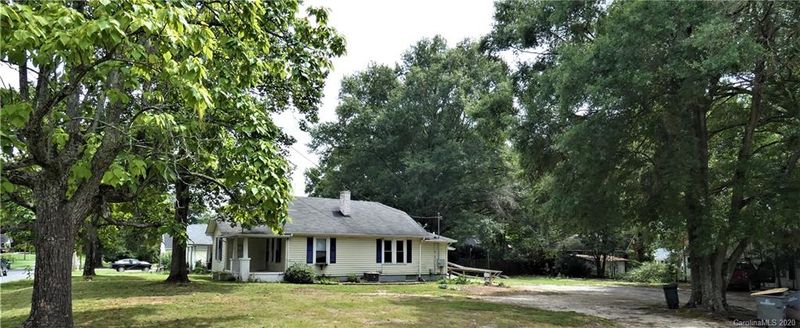 1302 Central Dr, Kannapolis, NC 28083
