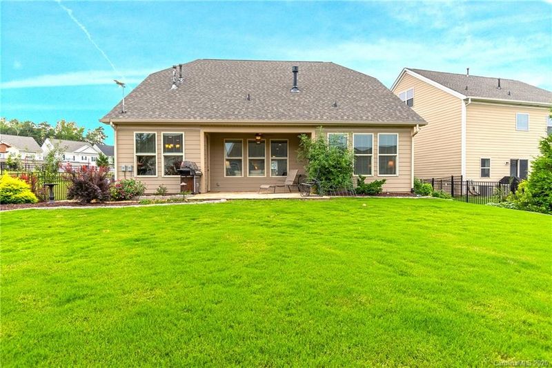 121 Torridge Ave, Mooresville, NC 28115